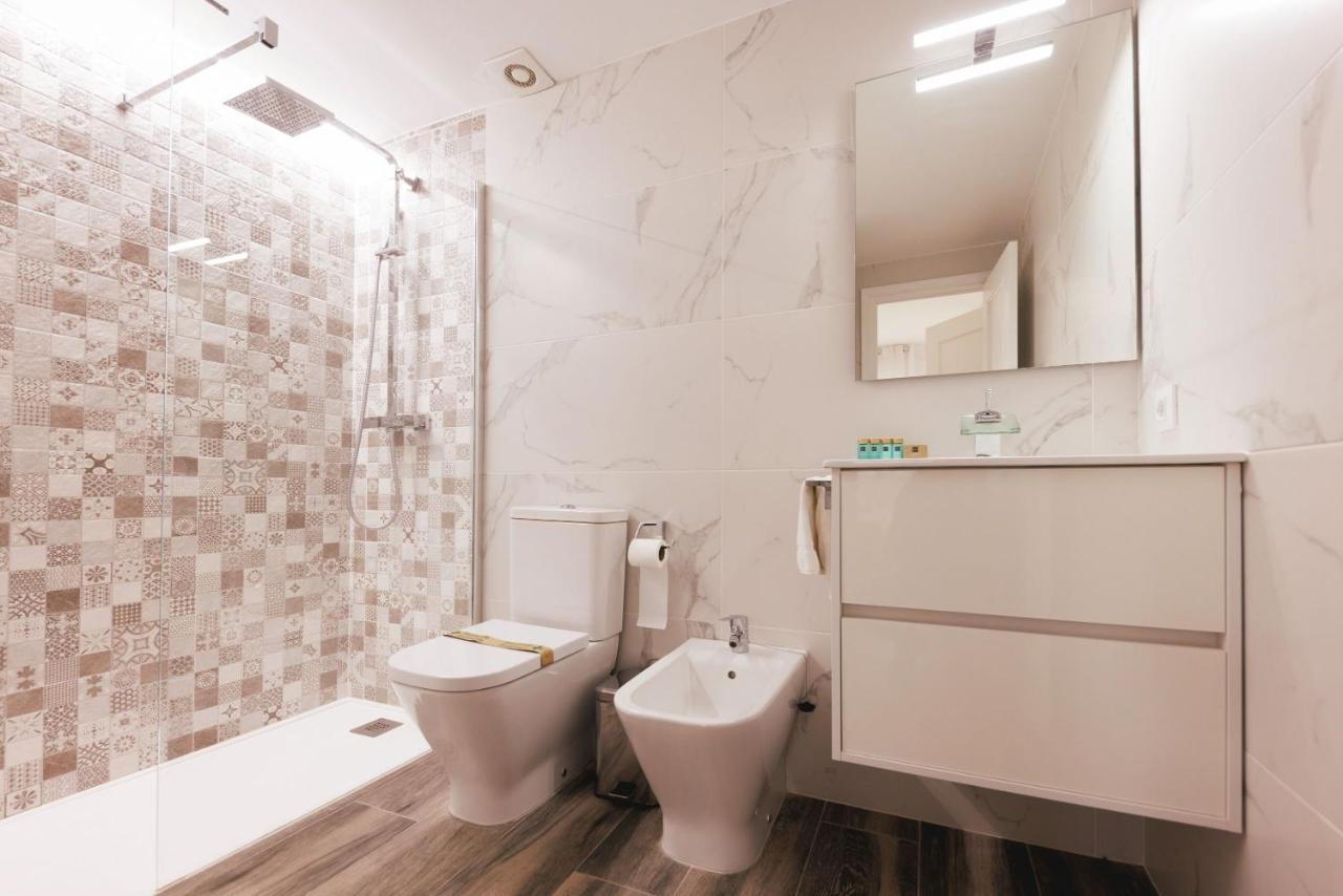 Bravissimo Pont De La Princesa, Comfortable 3-Bedroom Apartment Херона Екстериор снимка