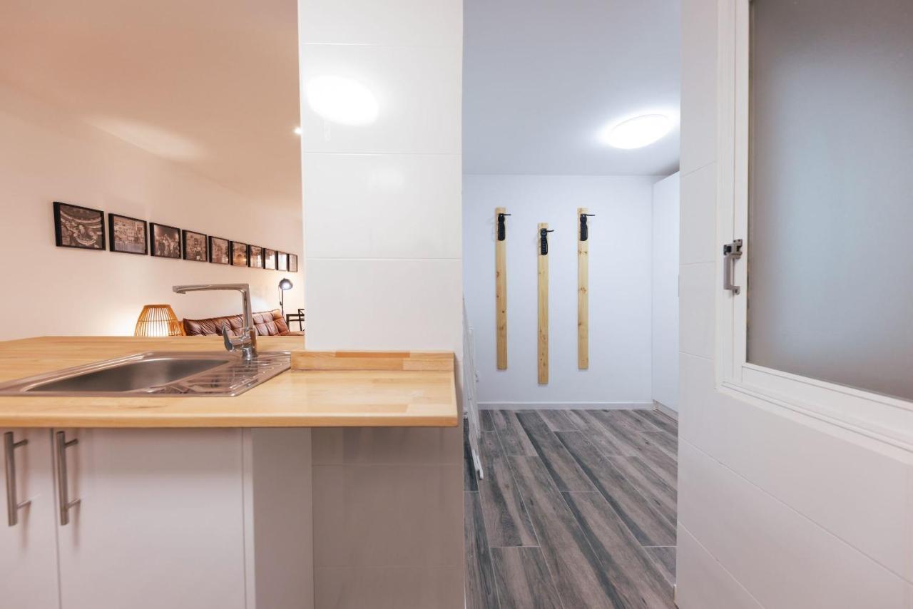 Bravissimo Pont De La Princesa, Comfortable 3-Bedroom Apartment Херона Екстериор снимка