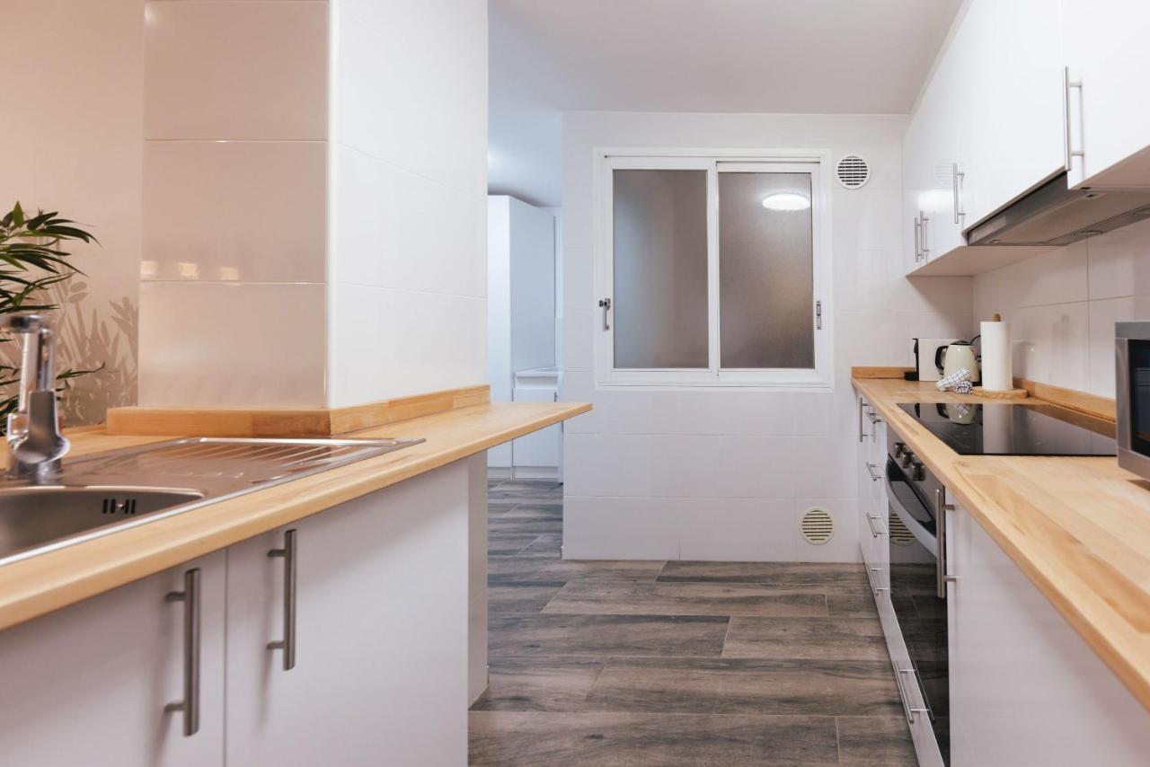 Bravissimo Pont De La Princesa, Comfortable 3-Bedroom Apartment Херона Екстериор снимка