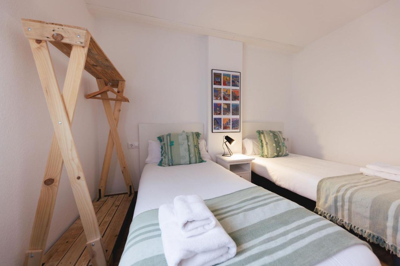 Bravissimo Pont De La Princesa, Comfortable 3-Bedroom Apartment Херона Екстериор снимка